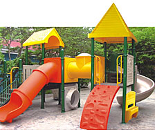 MULTI OUTDOOR PLAYGROUND SYSTEM