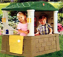 PLASTIC TOYS